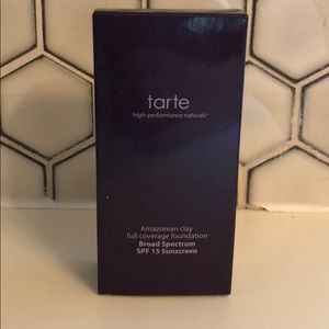 Tarte Amazonian Clay Foundation